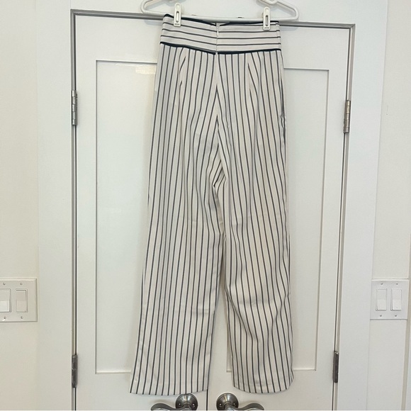 C/MEO COLLECTIVE Effigurate Pin Stripe Set Ivory/Navy XS - Picture 13 of 15